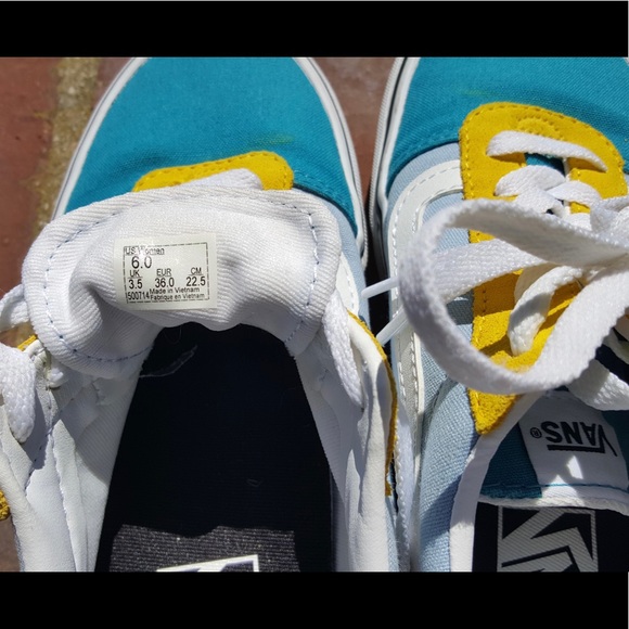 Vans Old Skool multi-colored size 6 Women’s sneaker. - Picture 11 of 13